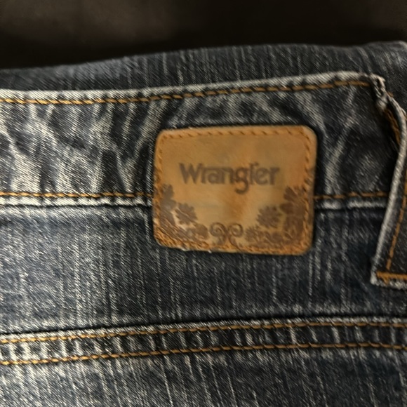 Women’s Wrangler Jeans Size 24W - Picture 6 of 6